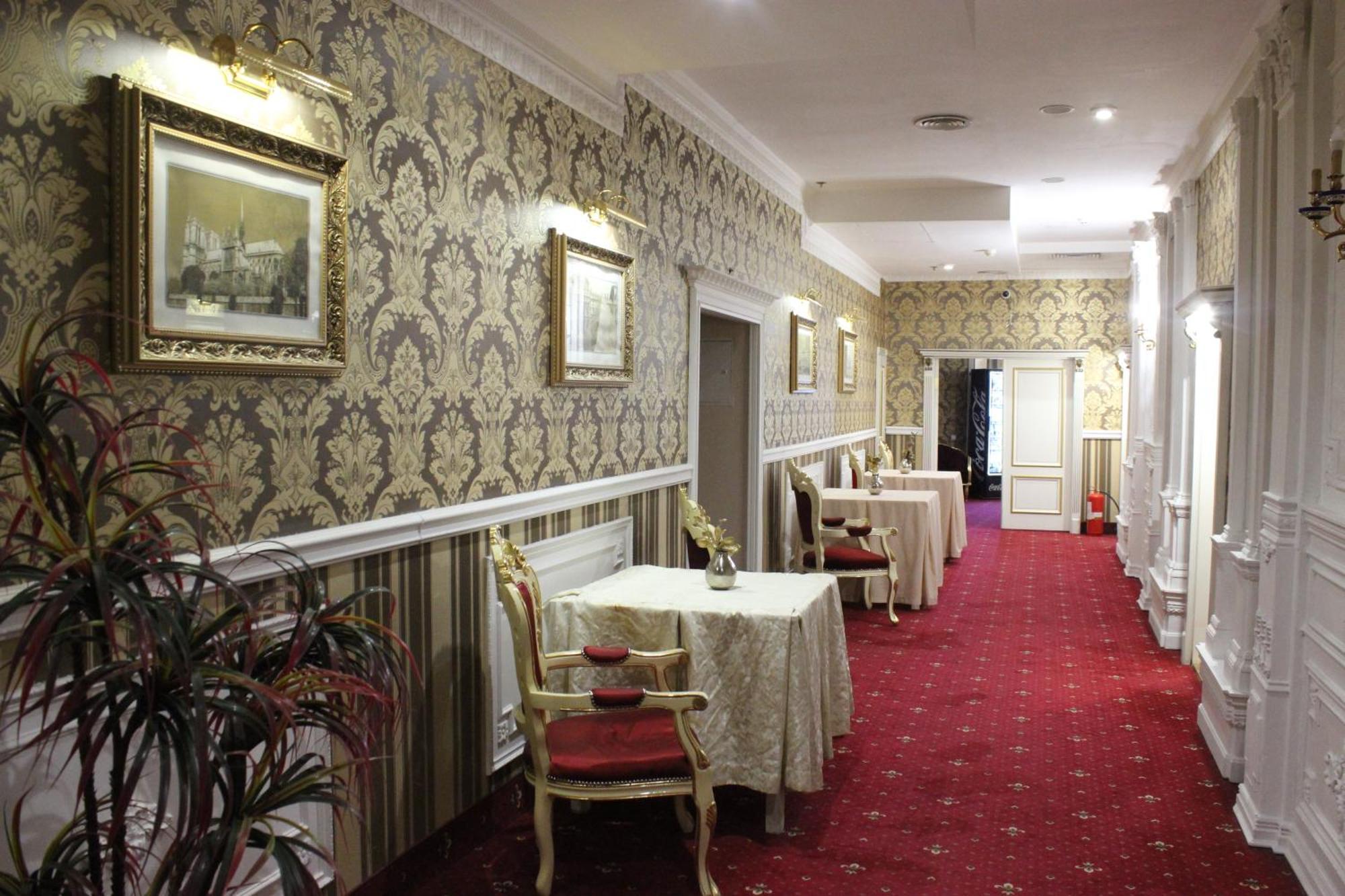 Royal De Paris 3* Киев